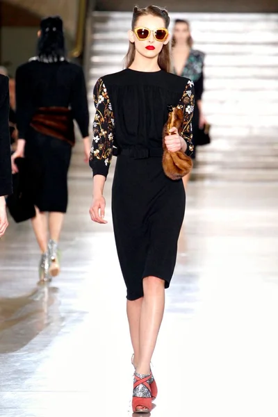 Look 35